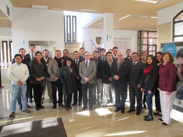 Formación especializada en investigación jurídica para un grupo de profesores del Perú